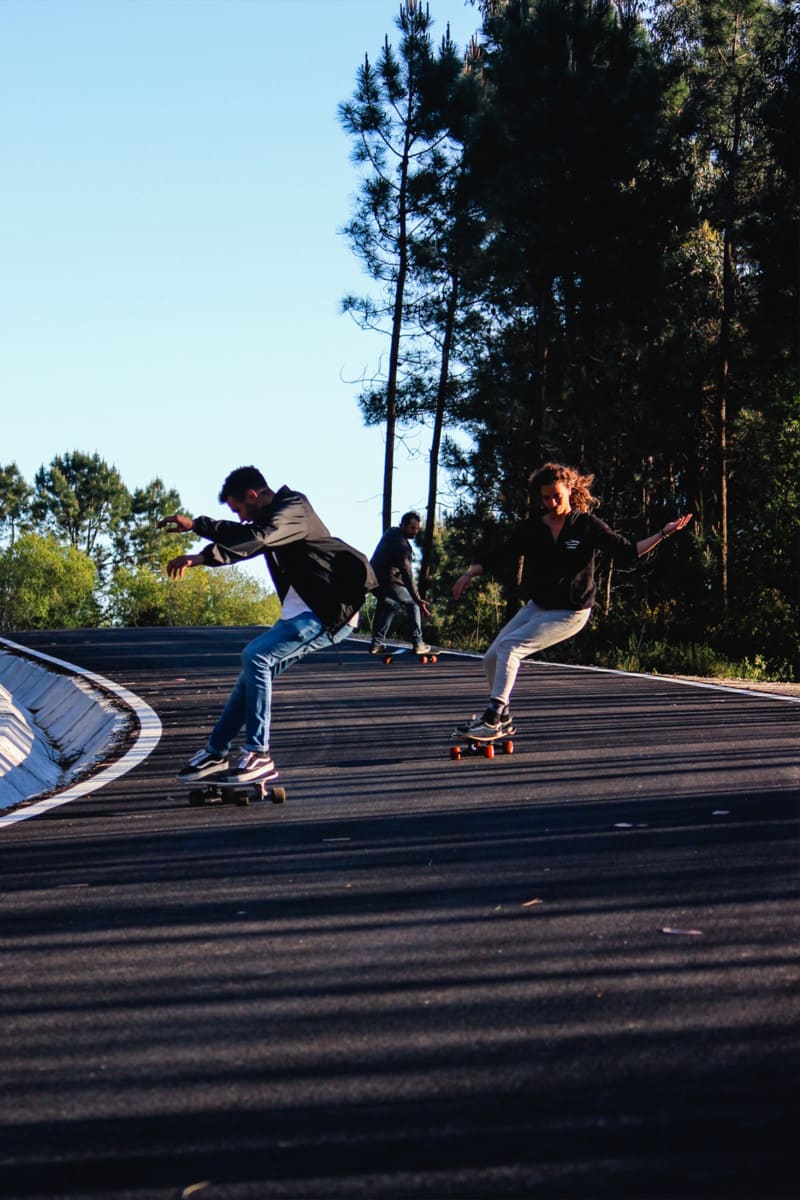 Surfskate class - Surf House as Furnas